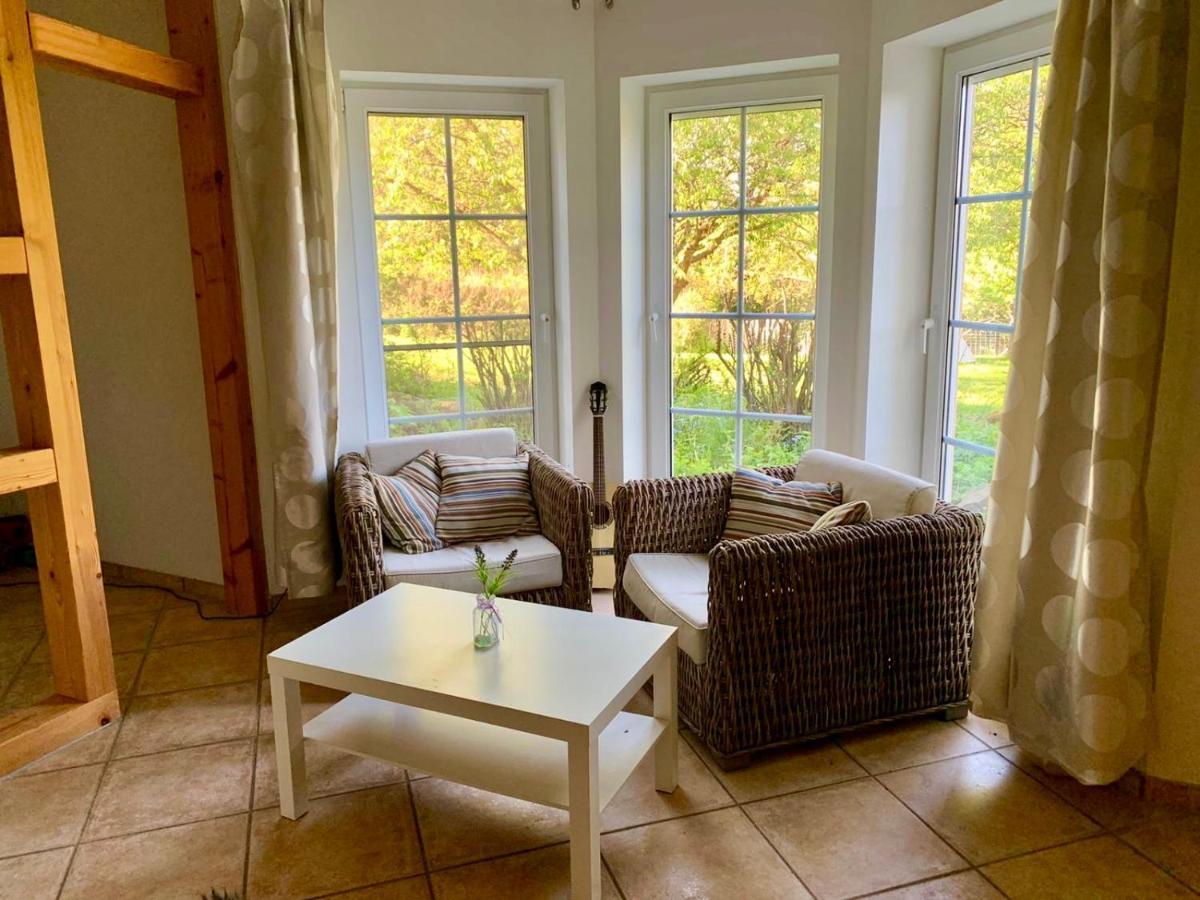 Ferienwohnung Haus Am See Ewighausen Bagian luar foto