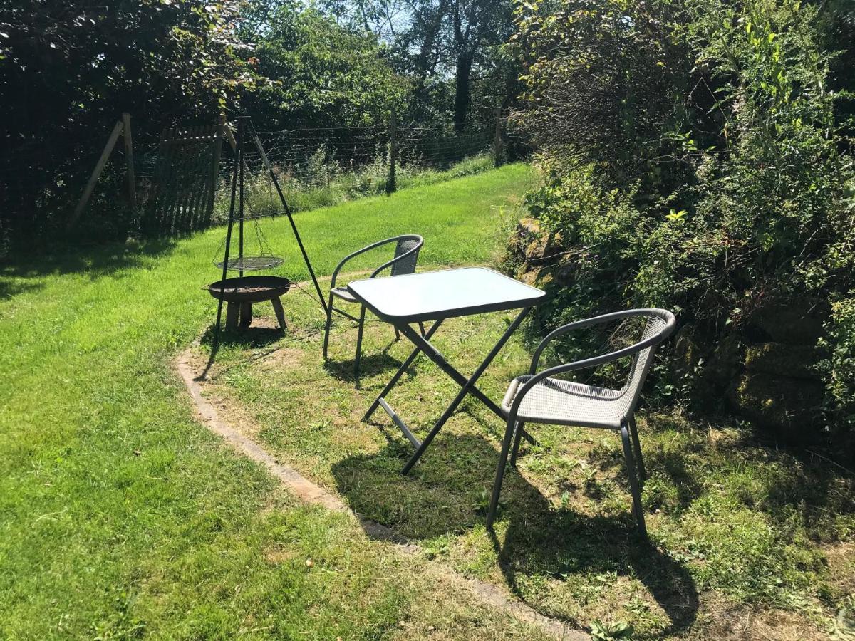 Ferienwohnung Haus Am See Ewighausen Bagian luar foto
